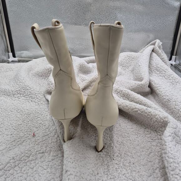 NEW SAM EDELMAN Moe Embroidered Leather Pointed Toe Heel Ankle Boot White sz 10 - Picture 4 of 7